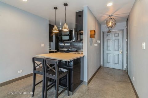 Tiny photo for 470 Fawell Boulevard #510, Glen Ellyn, IL 60137 (MLS # 12483095)