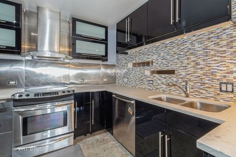 Tiny photo for 470 Fawell Boulevard #510, Glen Ellyn, IL 60137 (MLS # 12483095)