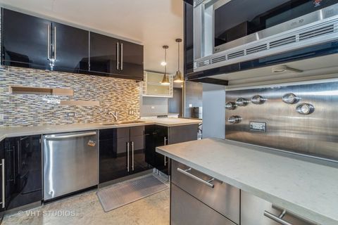 Tiny photo for 470 Fawell Boulevard #510, Glen Ellyn, IL 60137 (MLS # 12483095)