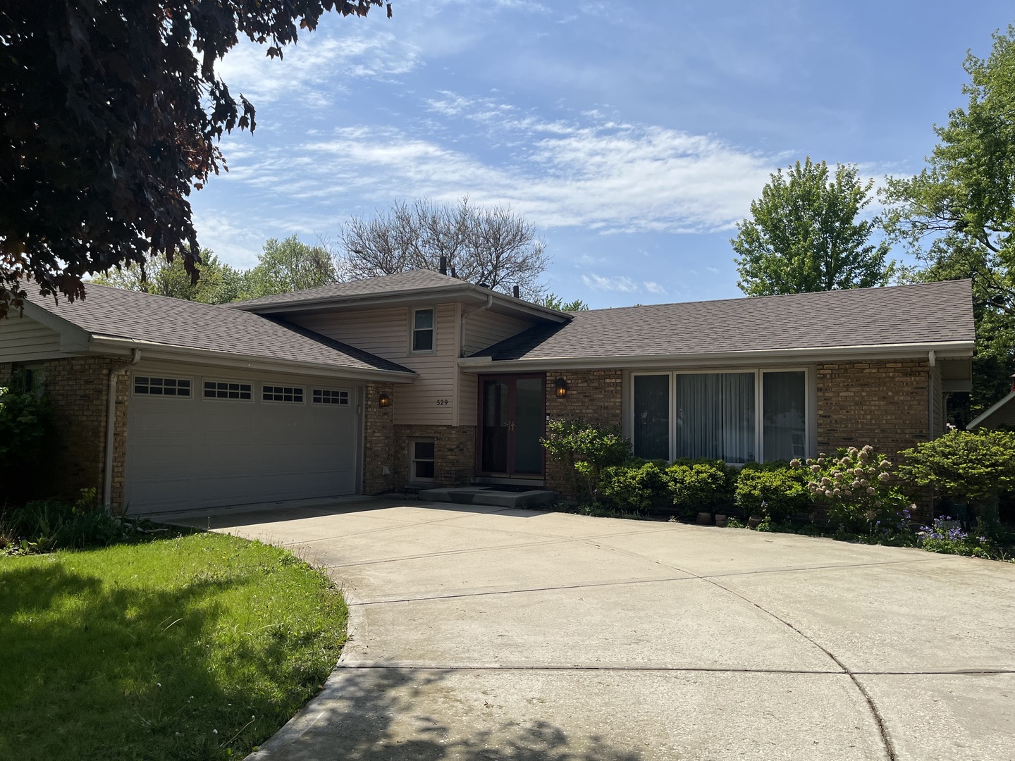 529 Shorewood Drive