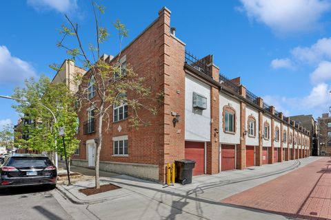 Photo of 623 W Drummond Place #3, Chicago, IL 60614 (MLS # 12646043)