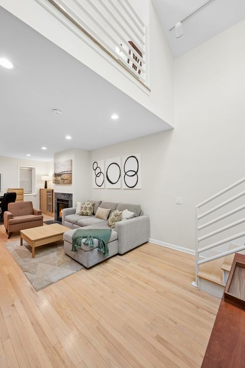Tiny photo for 623 W Drummond Place #3, Chicago, IL 60614 (MLS # 12646043)