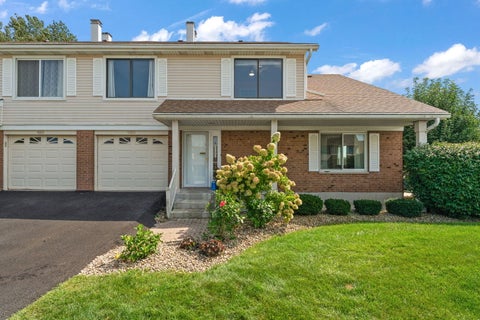 Photo of 9315 W 142nd Street #102, Orland Park, IL 60462 (MLS # 12750533)