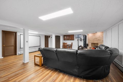 Tiny photo for 23 S Wildwood Drive, Prospect Heights, IL 60070 (MLS # 12605758)