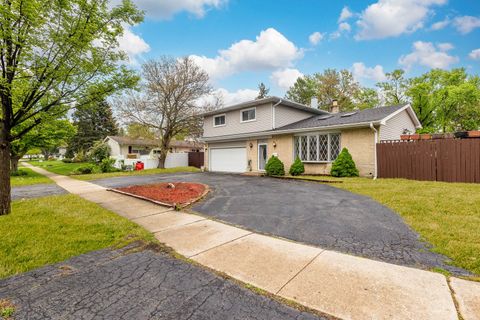 Tiny photo for 409 Hillcrest Lane, Lombard, IL 60148 (MLS # 12633489)