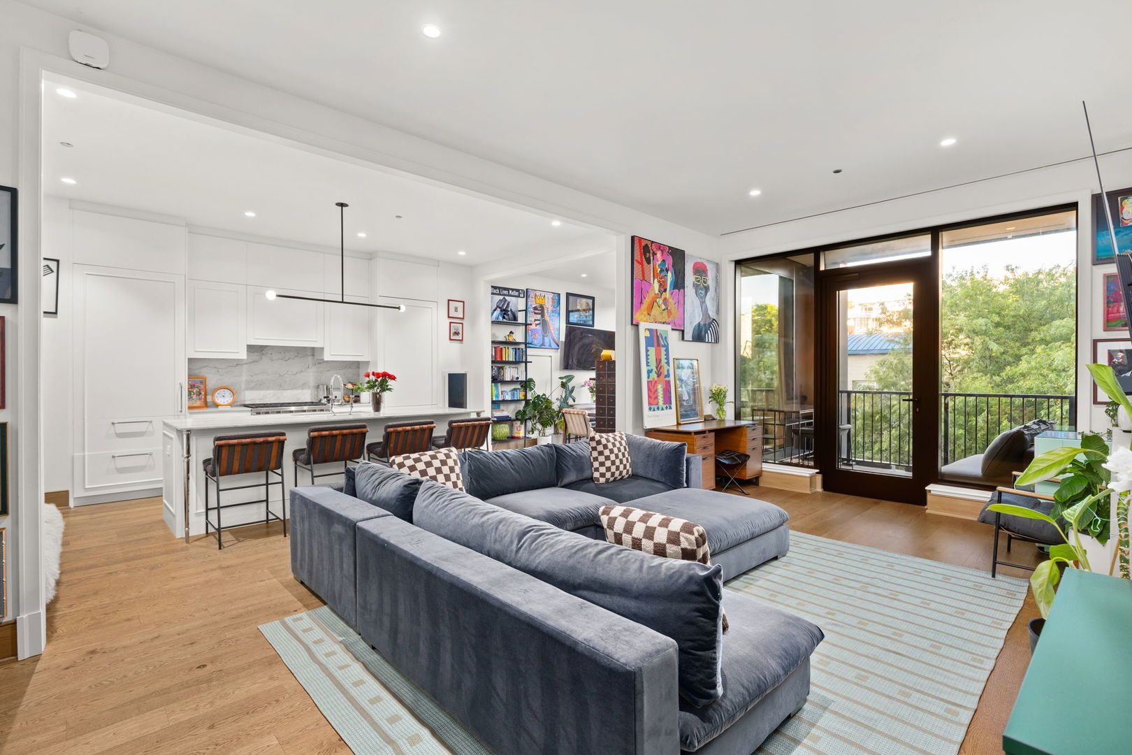 21 N May Street 405