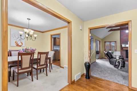 Tiny photo for 356 Ash Court, DeKalb, IL 60115 (MLS # 12501842)