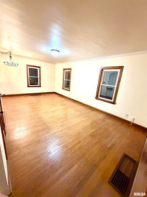 Tiny photo for 2316 EAST Street, Davenport, IA 52803 (MLS # QC4269534)