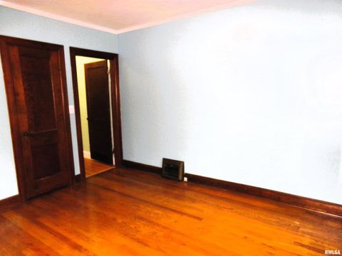 Tiny photo for 2316 EAST Street, Davenport, IA 52803 (MLS # QC4269534)