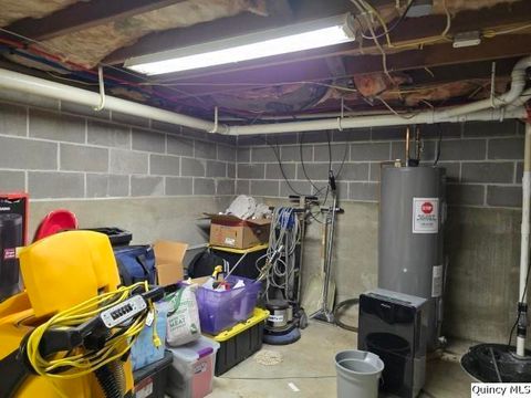 Tiny photo for 417 N Washington Street, Carthage, IL 62321 (MLS # 12457536)