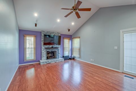 Tiny photo for 1411 Steeplechase Road, Bartlett, IL 60103 (MLS # 12508939)