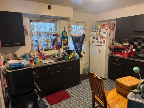 Tiny photo for 7845 S Yates Boulevard, Chicago, IL 60649 (MLS # 12480685)