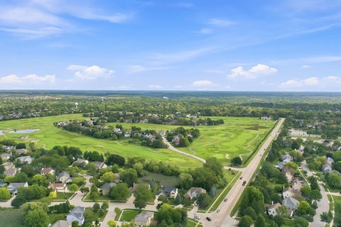 Tiny photo for 16 Cloverdale Court #16, Algonquin, IL 60102 (MLS # 12748398)