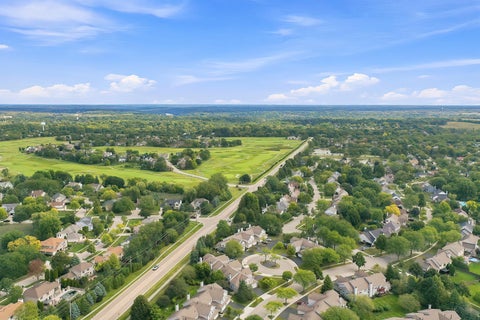 Tiny photo for 16 Cloverdale Court #16, Algonquin, IL 60102 (MLS # 12748398)