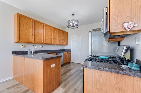 Tiny photo for 1825 Parkside Drive, Shorewood, IL 60404 (MLS # 12667192)