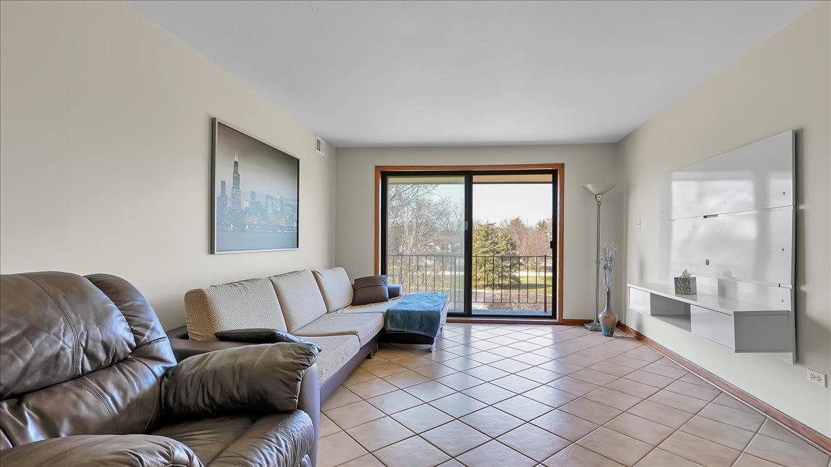 Properties 3 10985 S 84th Avenue 3B