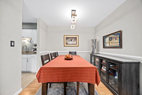 Tiny photo for 6174 KNOLL LANE Court #101, Willowbrook, IL 60527 (MLS # 12530606)