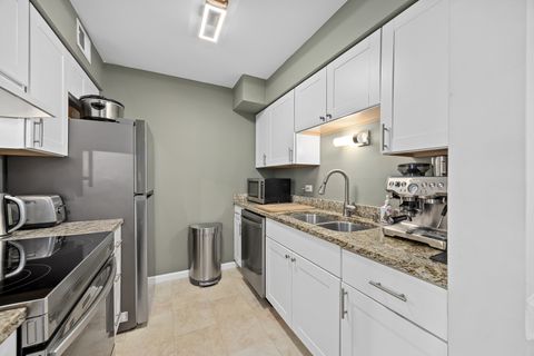 Tiny photo for 6174 KNOLL LANE Court #101, Willowbrook, IL 60527 (MLS # 12530606)