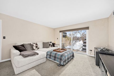 Tiny photo for 6174 KNOLL LANE Court #101, Willowbrook, IL 60527 (MLS # 12530606)