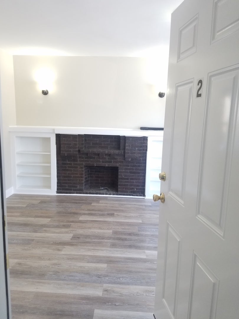 331 W 76th Street