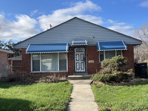 Tiny photo for 8658 S University Avenue, Chicago, IL 60619 (MLS # 12613777)