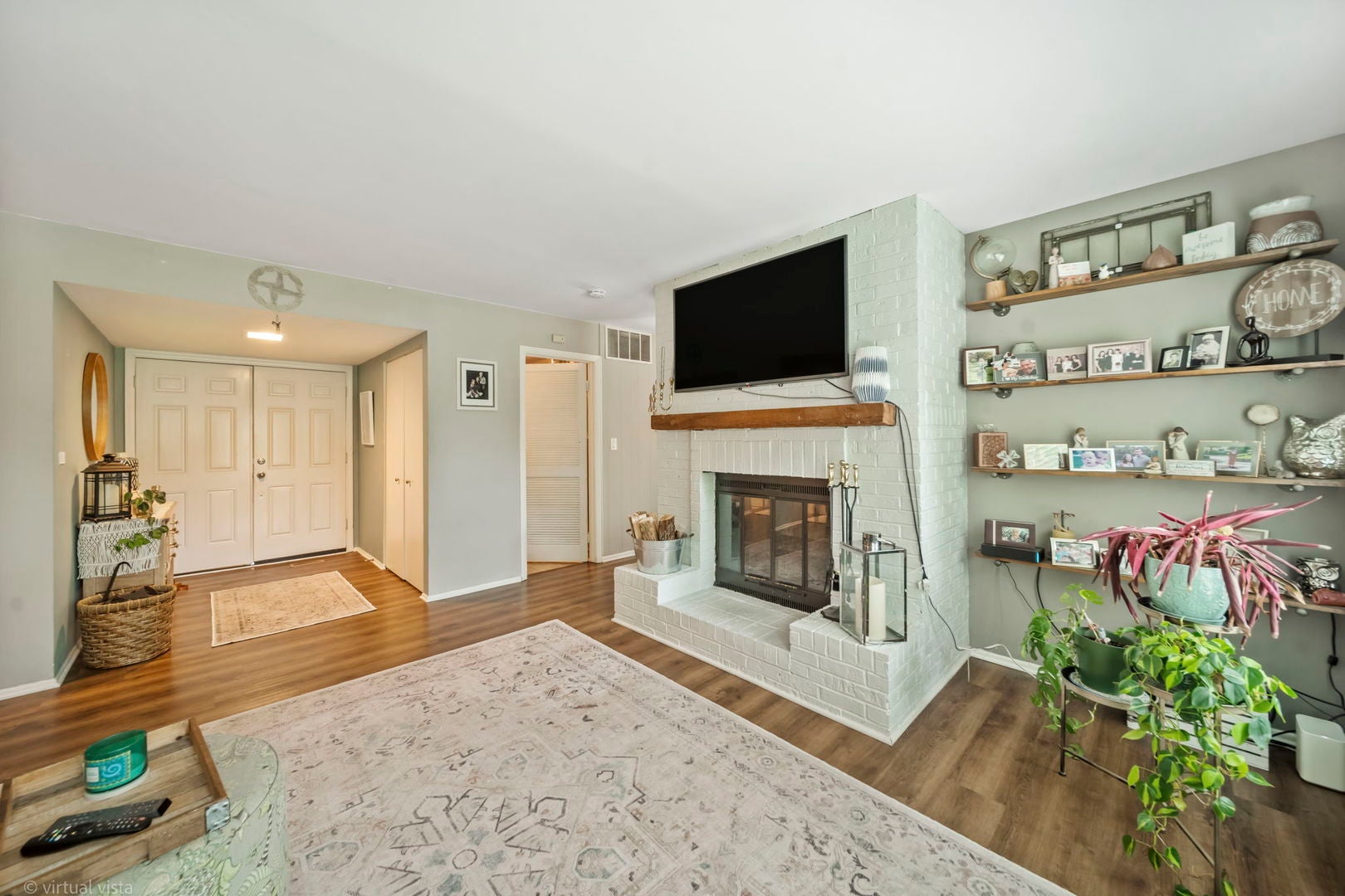 213 Lexington Drive