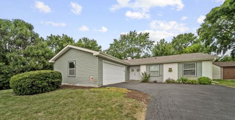 Photo of 213 Lexington Drive, Bolingbrook, IL 60440 (MLS # 12721263)
