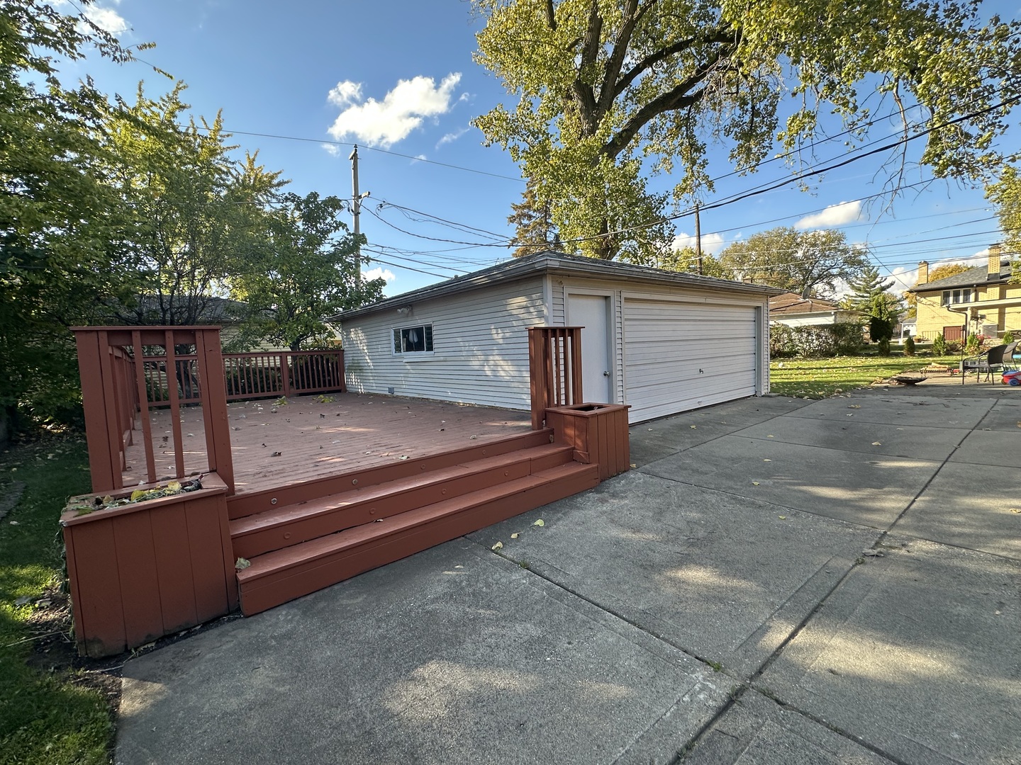 3929 W Jarvis Avenue