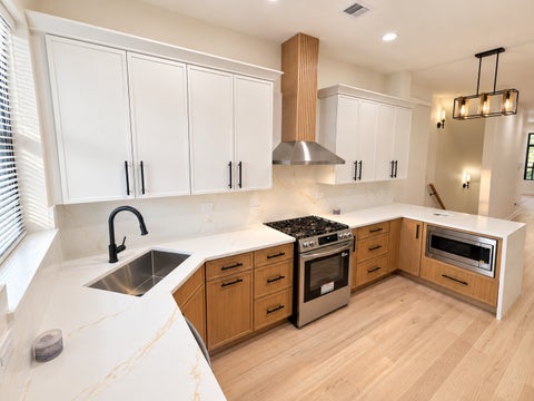Tiny photo for 6148 S Ingleside Avenue, Chicago, IL 60637 (MLS # 12731593)