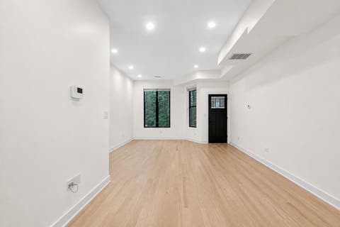 Tiny photo for 6148 S Ingleside Avenue, Chicago, IL 60637 (MLS # 12731593)