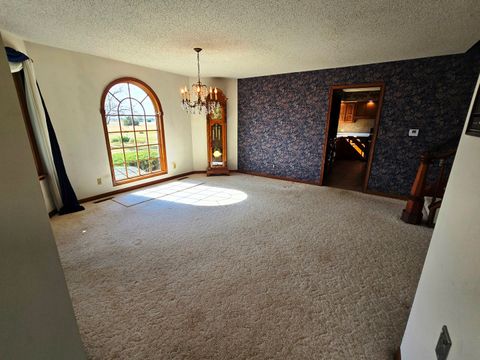 Tiny photo for 7691 N 3000 Road, Chatsworth, IL 60921 (MLS # 12493890)
