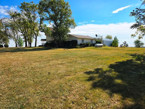 Tiny photo for 7691 N 3000 Road, Chatsworth, IL 60921 (MLS # 12493890)