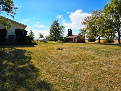 Tiny photo for 7691 N 3000 Road, Chatsworth, IL 60921 (MLS # 12493890)