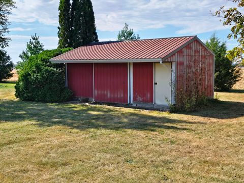Tiny photo for 7691 N 3000 Road, Chatsworth, IL 60921 (MLS # 12493890)