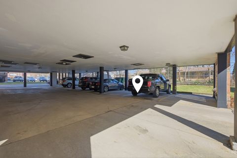 Tiny photo for 9332 Landings Lane #404, Des Plaines, IL 60016 (MLS # 12589840)