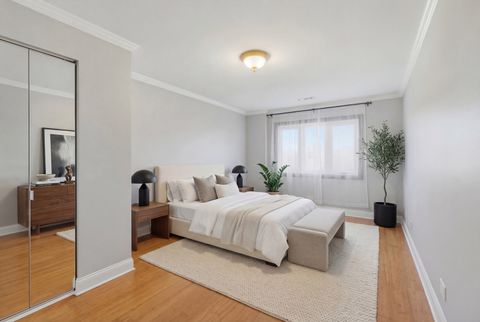 Tiny photo for 9332 Landings Lane #404, Des Plaines, IL 60016 (MLS # 12589840)