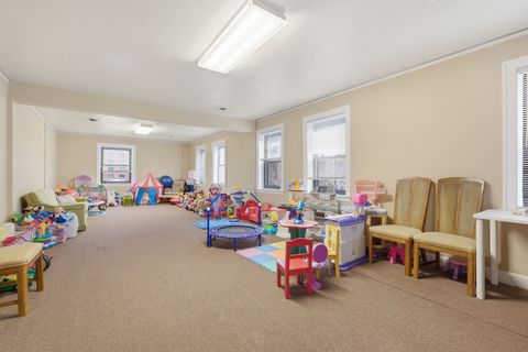 Tiny photo for 9332 Landings Lane #404, Des Plaines, IL 60016 (MLS # 12589840)