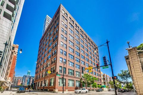Photo of 801 S WELLS Street #208, Chicago, IL 60607 (MLS # 12651176)