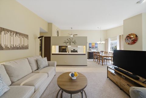 Tiny photo for 1 W Stonebridge Court #1C, Palos Hills, IL 60465 (MLS # 12692661)