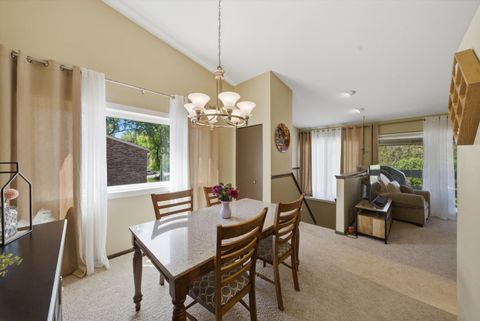 Tiny photo for 1 W Stonebridge Court #1C, Palos Hills, IL 60465 (MLS # 12692661)