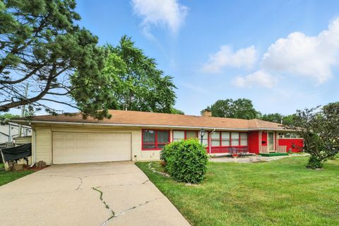Tiny photo for 16632 Emerald Avenue, Harvey, IL 60426 (MLS # 12504211)