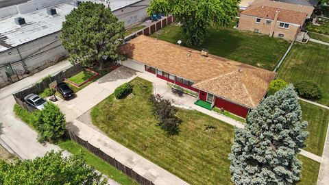 Tiny photo for 16632 Emerald Avenue, Harvey, IL 60426 (MLS # 12504211)