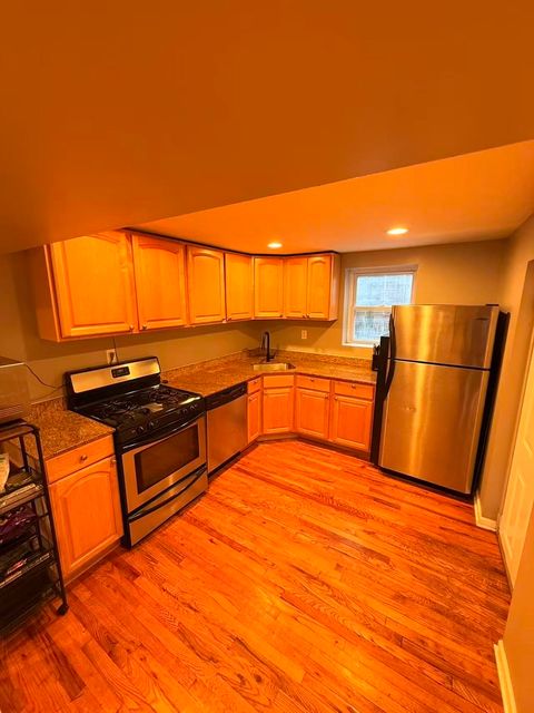 Tiny photo for 2315 W Waveland Avenue #B, Chicago, IL 60618 (MLS # 12521874)