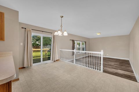 Tiny photo for 4215 Bluegrass Lane, Plainfield, IL 60586 (MLS # 12467097)