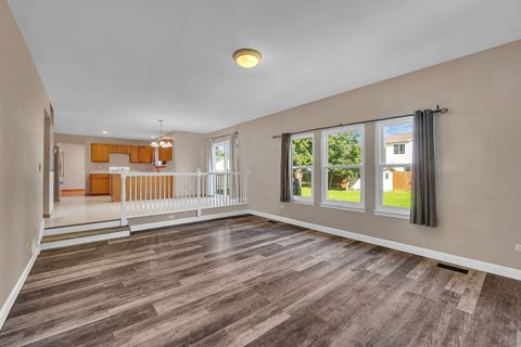 Tiny photo for 4215 Bluegrass Lane, Plainfield, IL 60586 (MLS # 12467097)