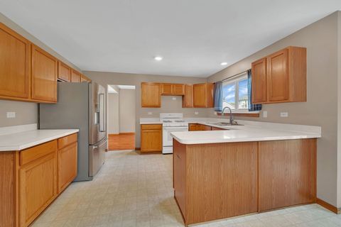 Tiny photo for 4215 Bluegrass Lane, Plainfield, IL 60586 (MLS # 12467097)