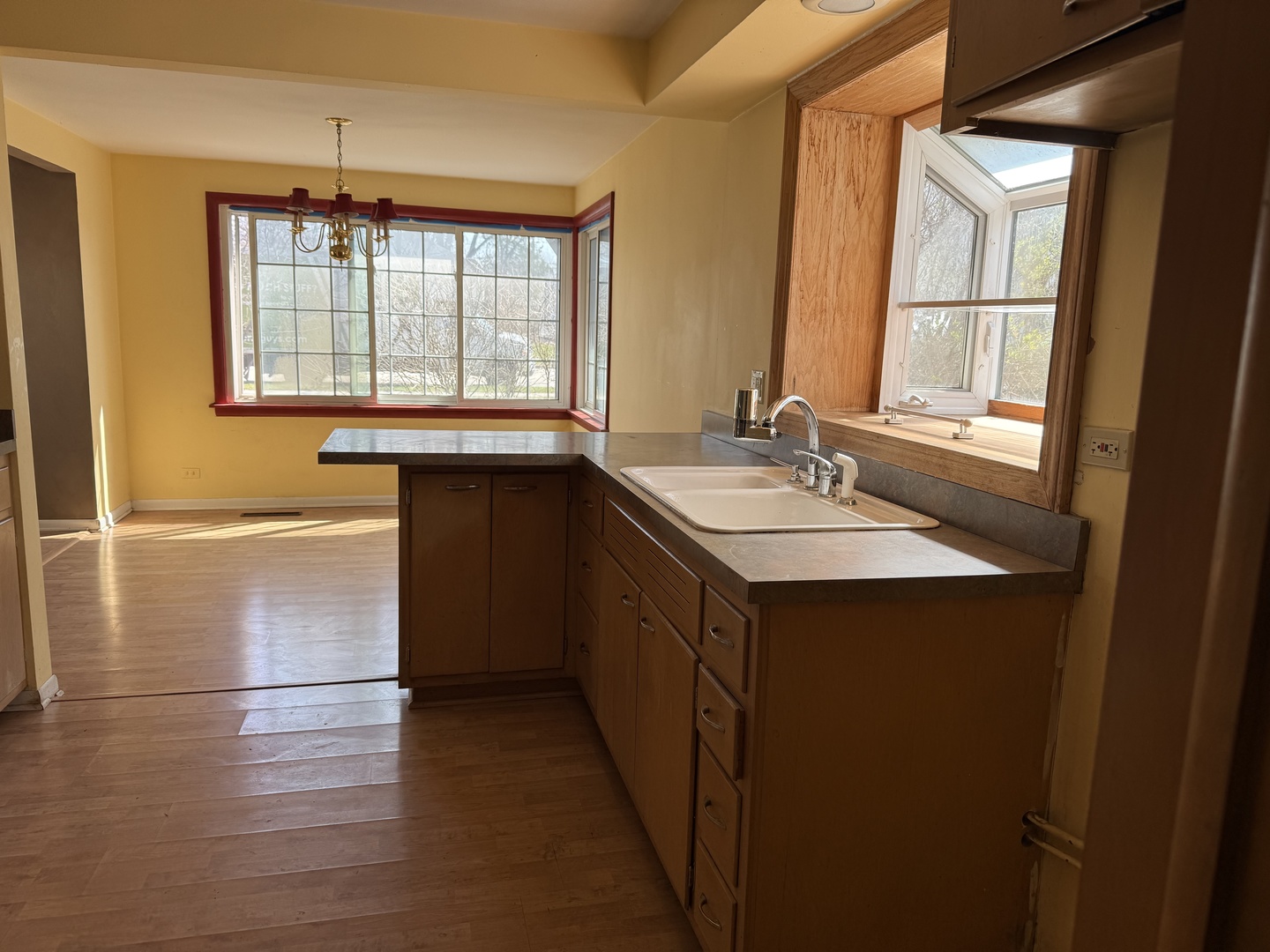 226 S Plum Grove Road