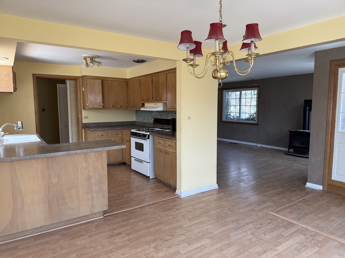 226 S Plum Grove Road