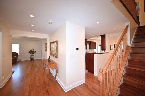 Tiny photo for 175 LAGOON Drive, Northfield, IL 60093 (MLS # 12612213)