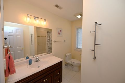 Tiny photo for 175 LAGOON Drive, Northfield, IL 60093 (MLS # 12612213)